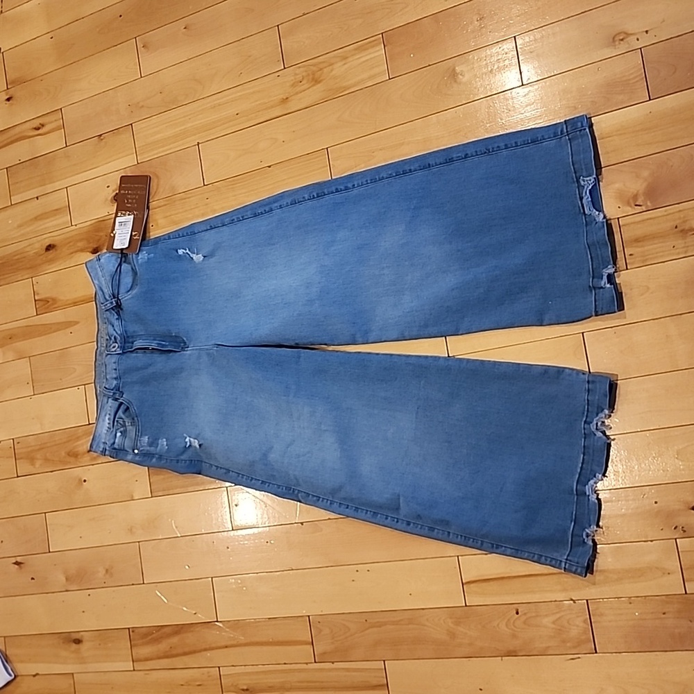 Colombian Trucco wide leg Jeans NWT